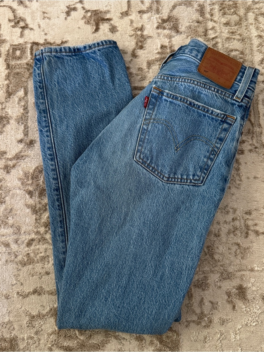 Levi’s Straight Leg Jeans